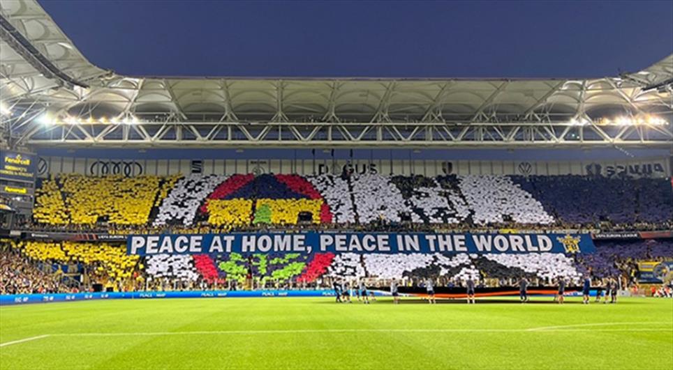 Fenerbahçe’s Tactical Evolution: A Season of Resilience and High Stakes